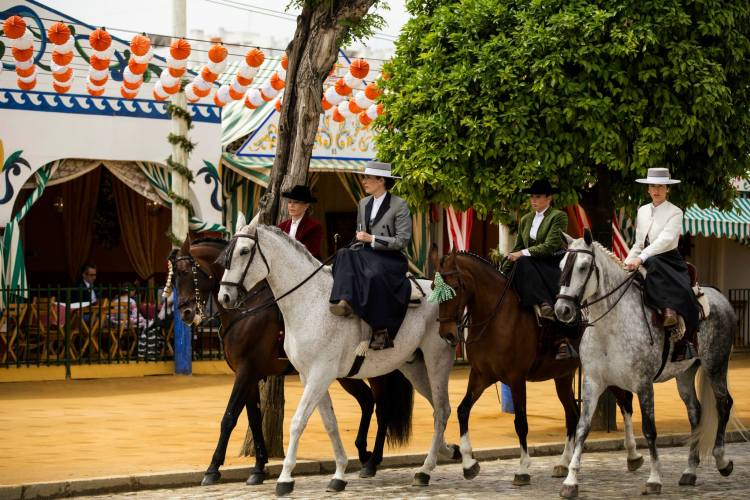 11154879_896164493740260_2986658766123348392_o